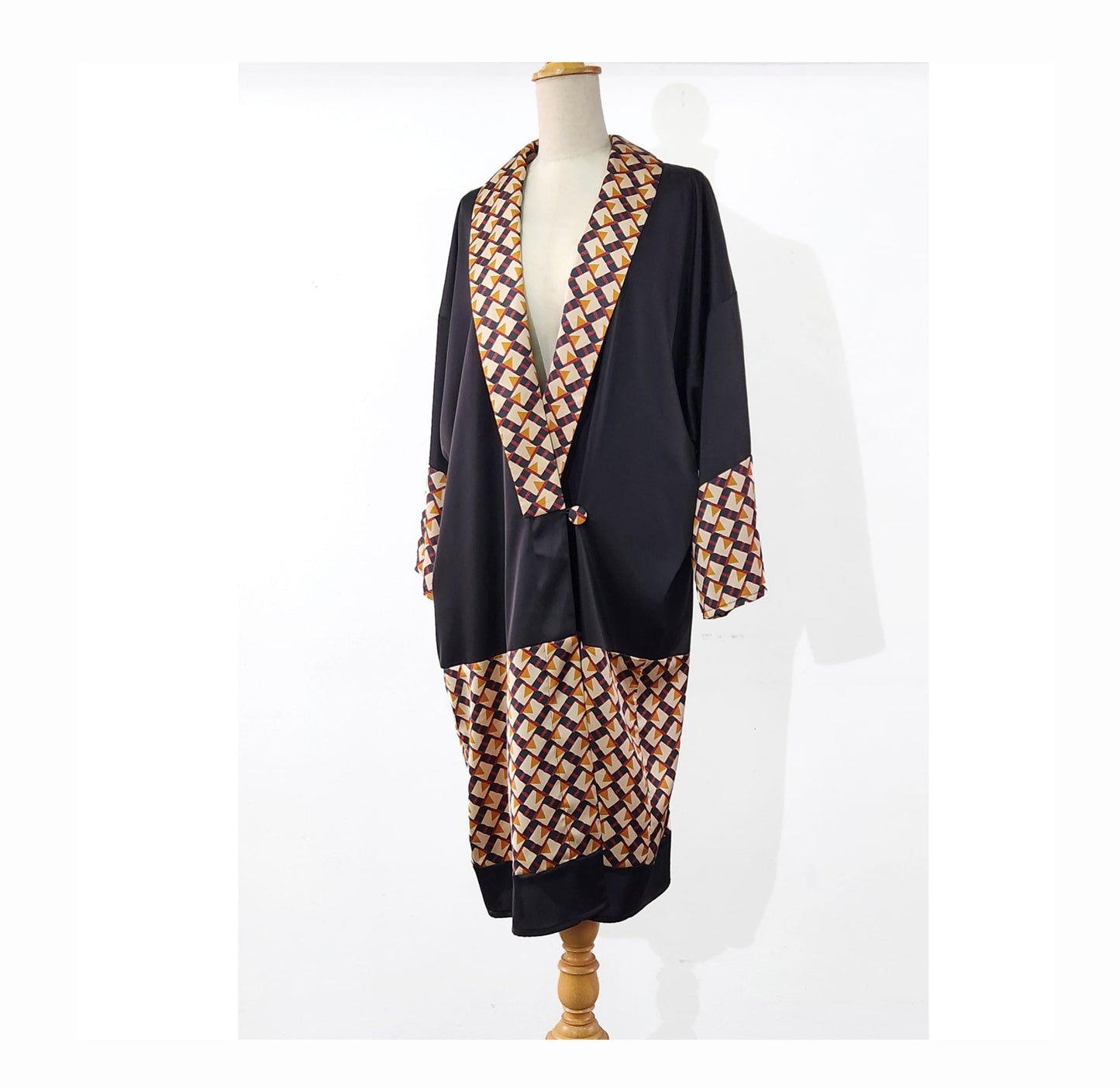 Black 1920s fashion inspired satin kimono robe with brown print