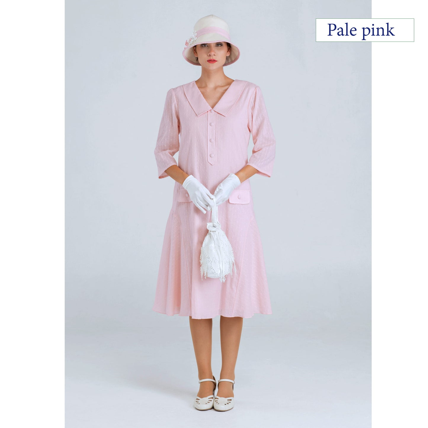 Cotton 1920s dress in pale pink colour with 3/4 sleeves