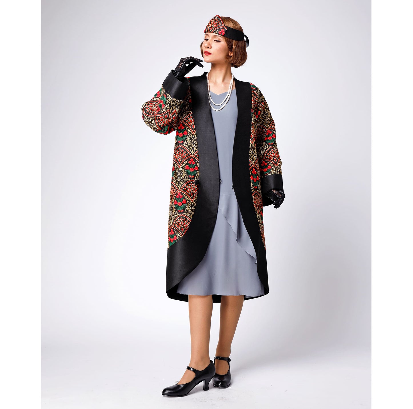 Size M/L - Black Great Gatsby 20s-inspired embroidered silk art deco coat