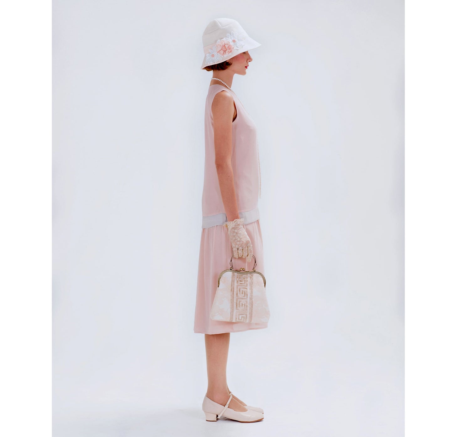 1920s tea dress in nude with contrast details in bleached linen color