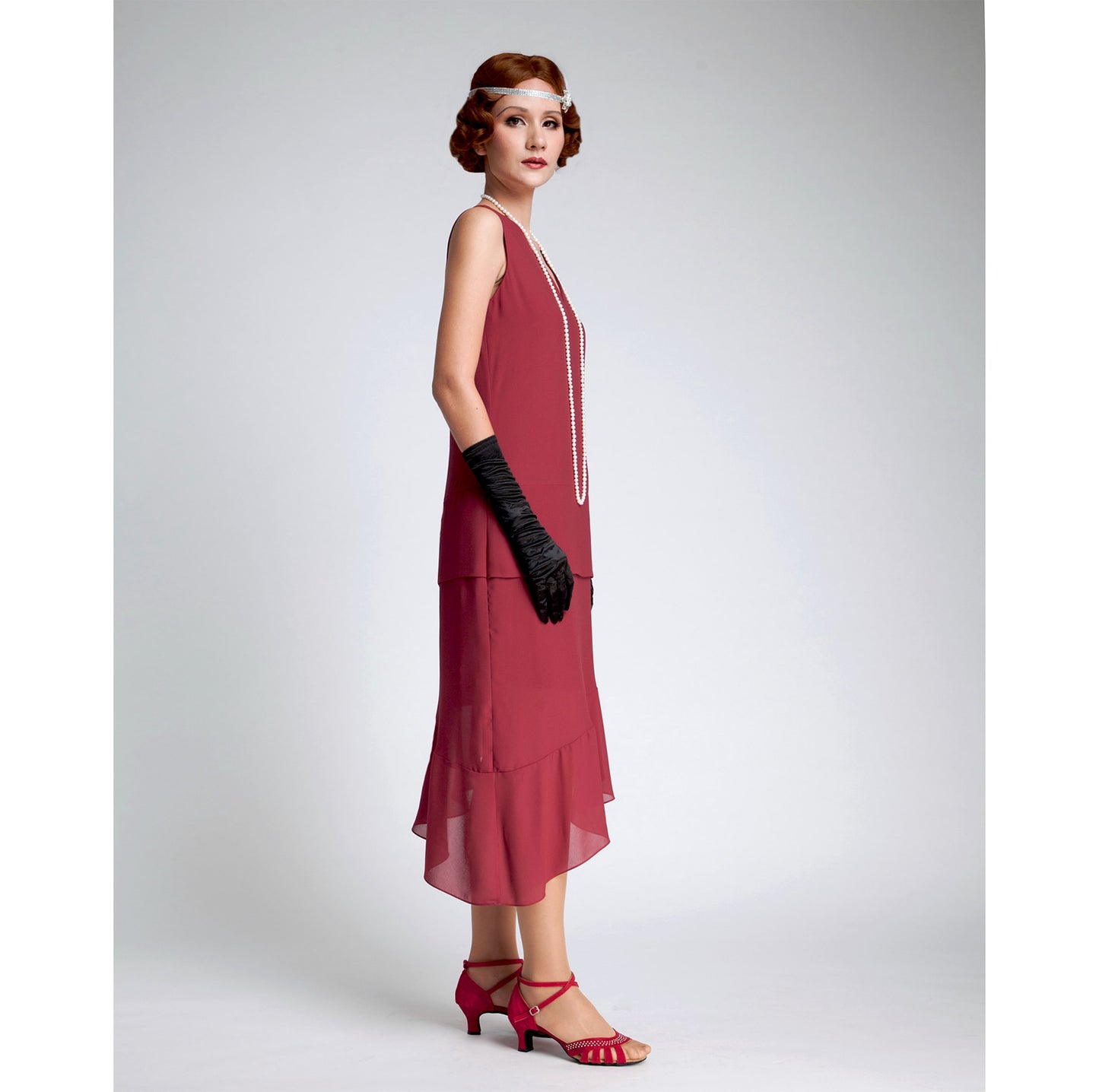Maroon red chiffon 1920s dress with asymmetrical skirt. The 1920s dress can be worn as Great Gatsby dress, flapper evening dress or robe Charleston.