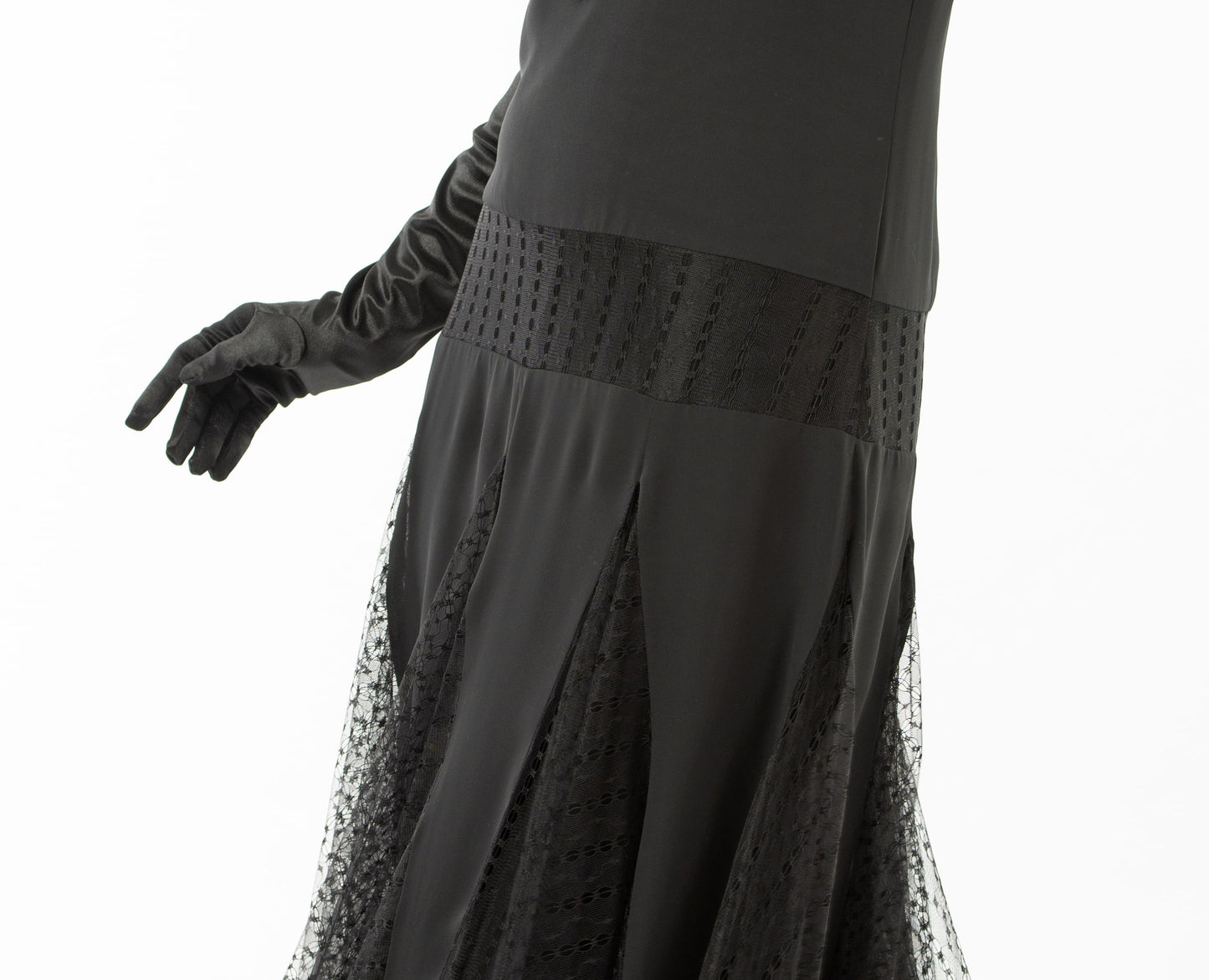 1920s evening dress in black chiffon with black tulle lace godets