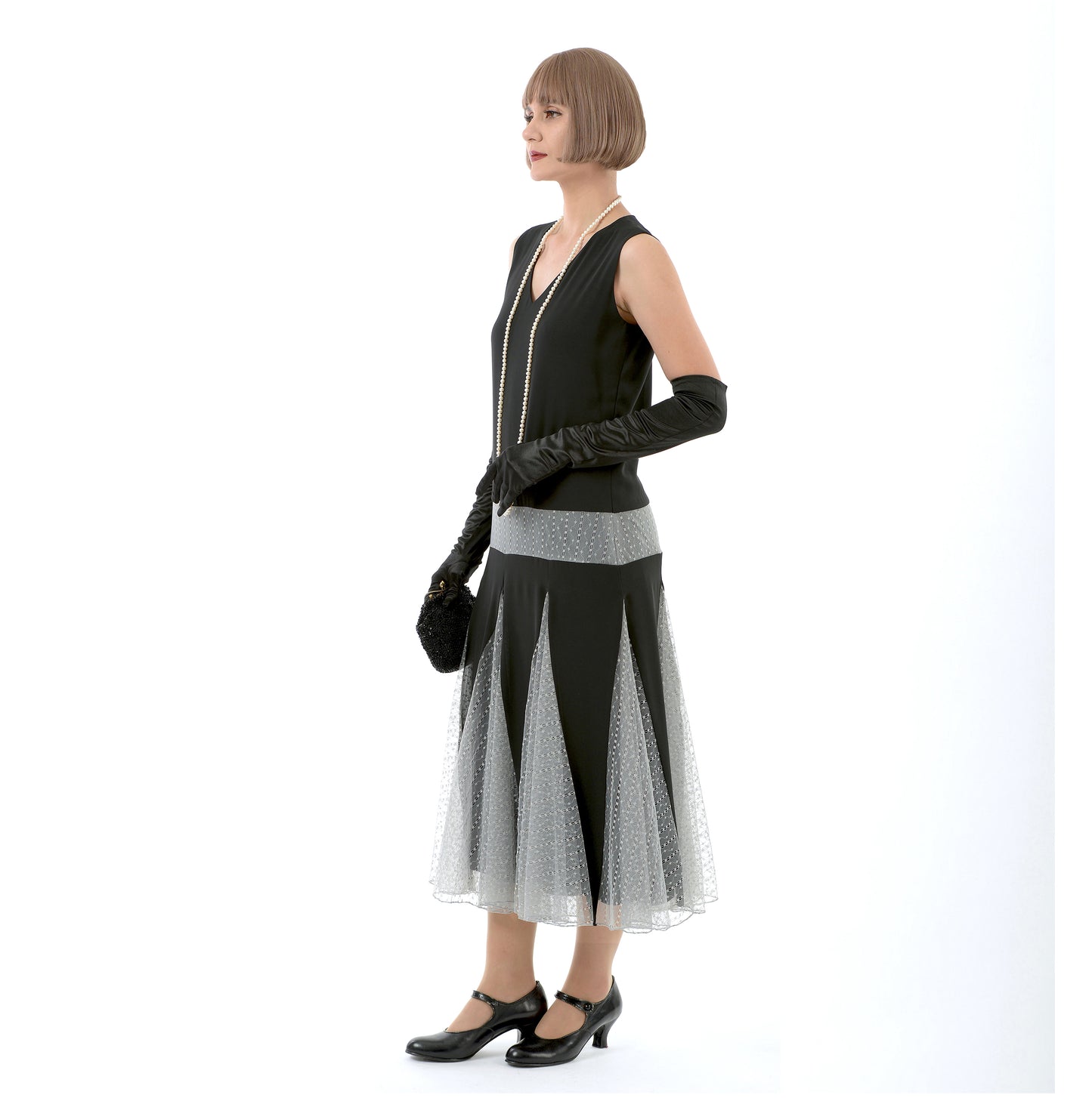 1920s evening dress in black chiffon and grey tulle lace godets