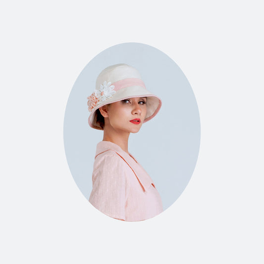 Cloche hat in natural cotton and peach trims - a vintage-inspired Roaring Twenties hat