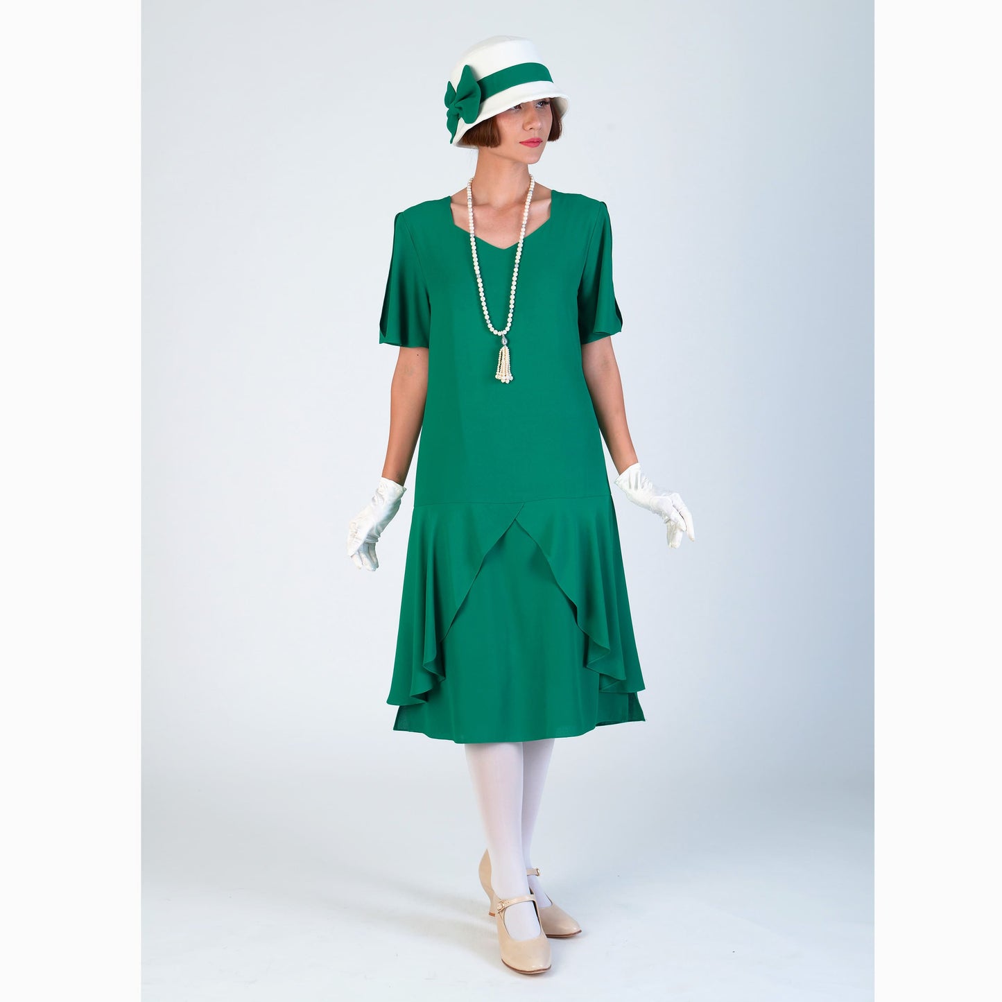 Green 1920s Great Gatsby dress with sweetheart neckline