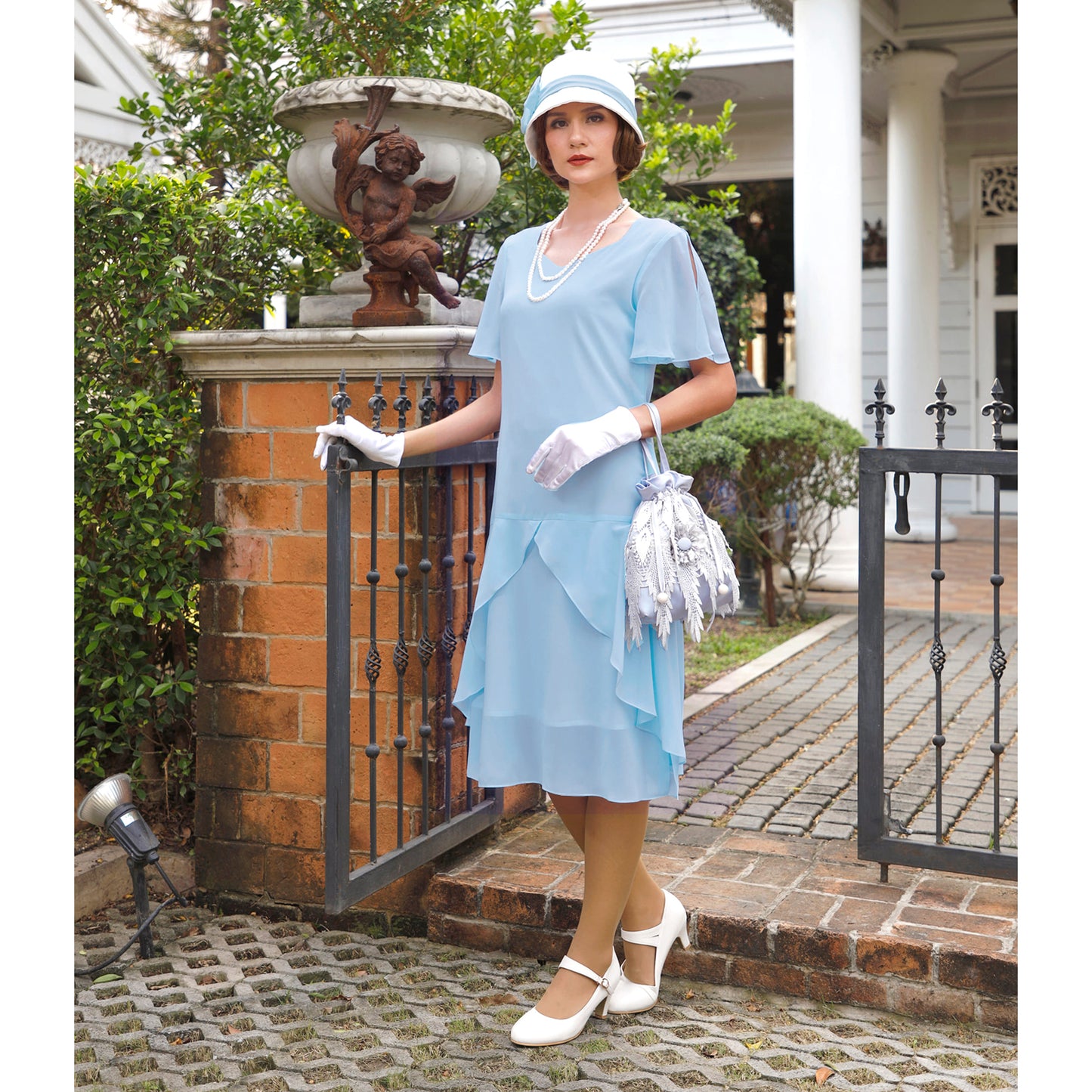 Great Gatsby hat with off-white cotton and light blue chiffon