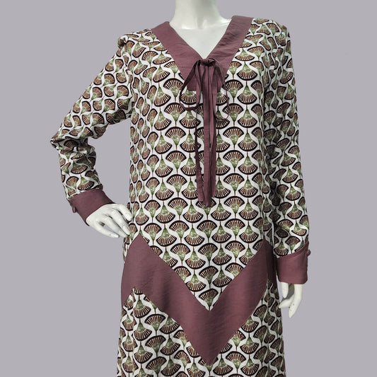 Art Deco dress in dark brown print rayon with mauve zig zag detail