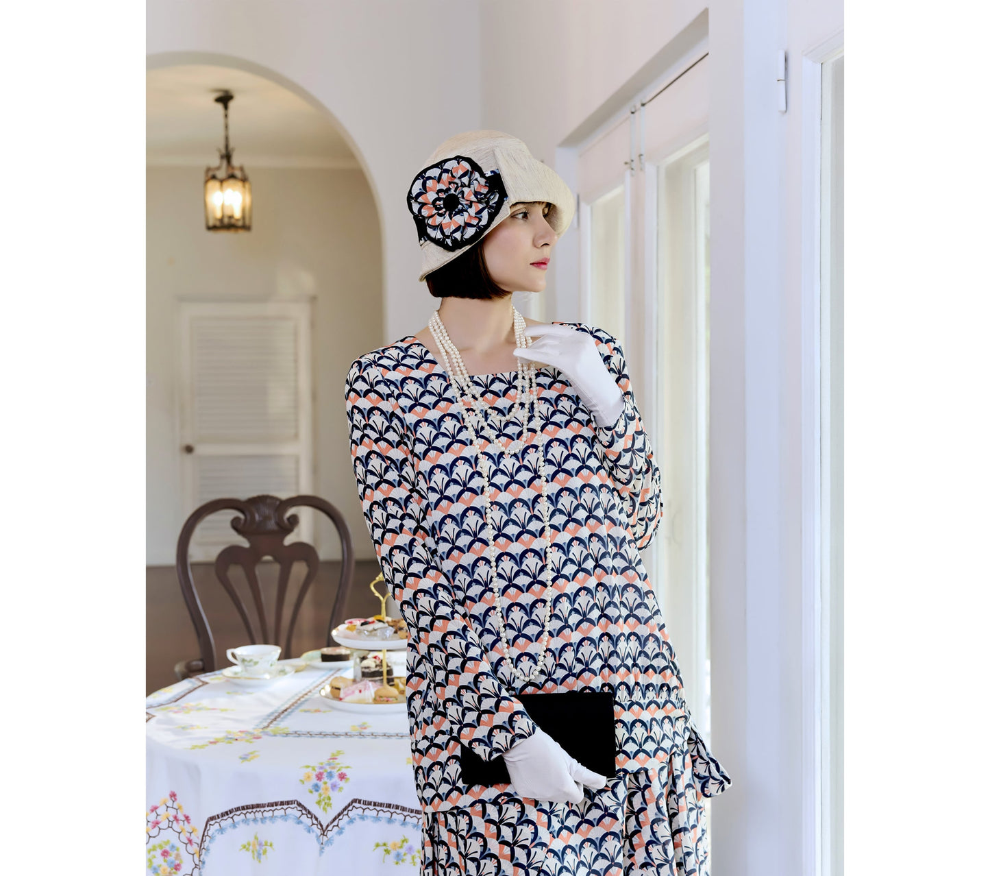 CLEARANCE: 1920s-inspired 2-piece Art Deco dress with long sleeves