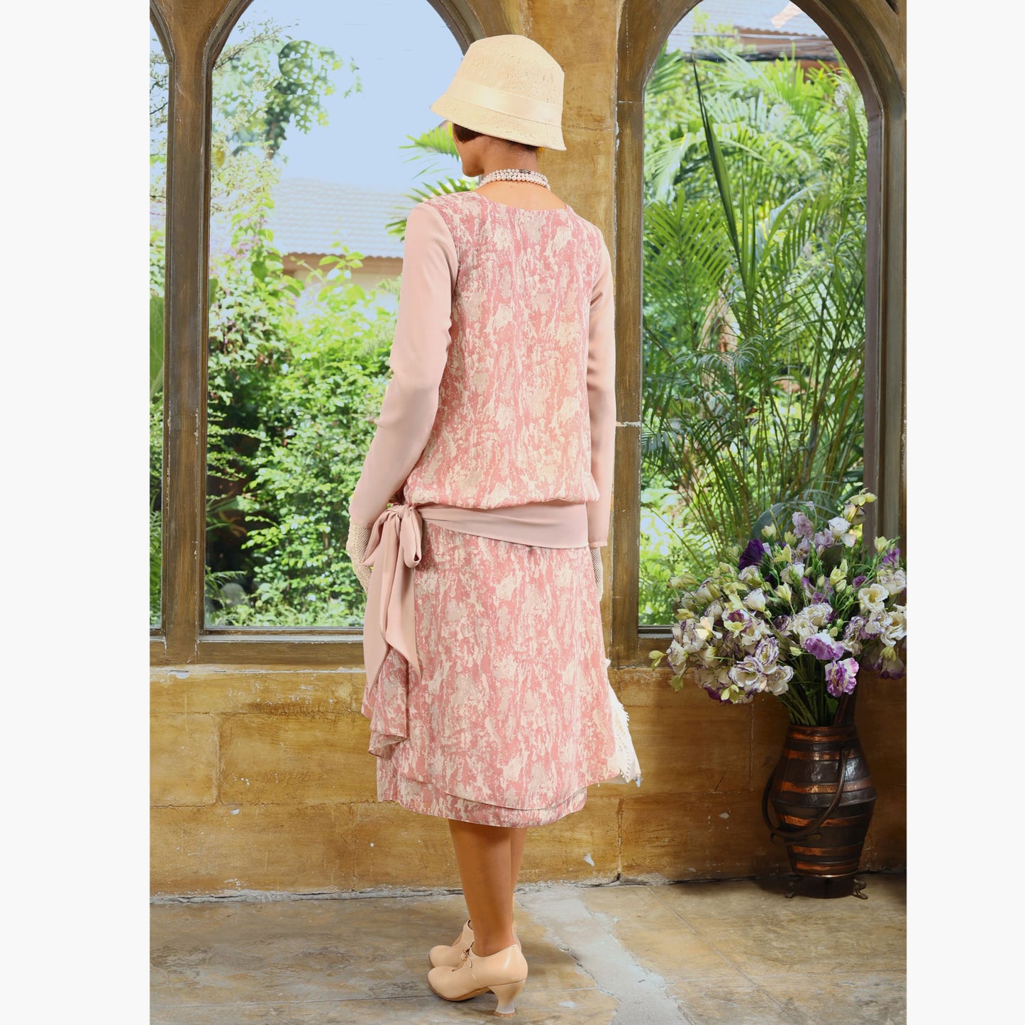 1920s Great Gatsby 2-piece set in printed mauve pink and nude