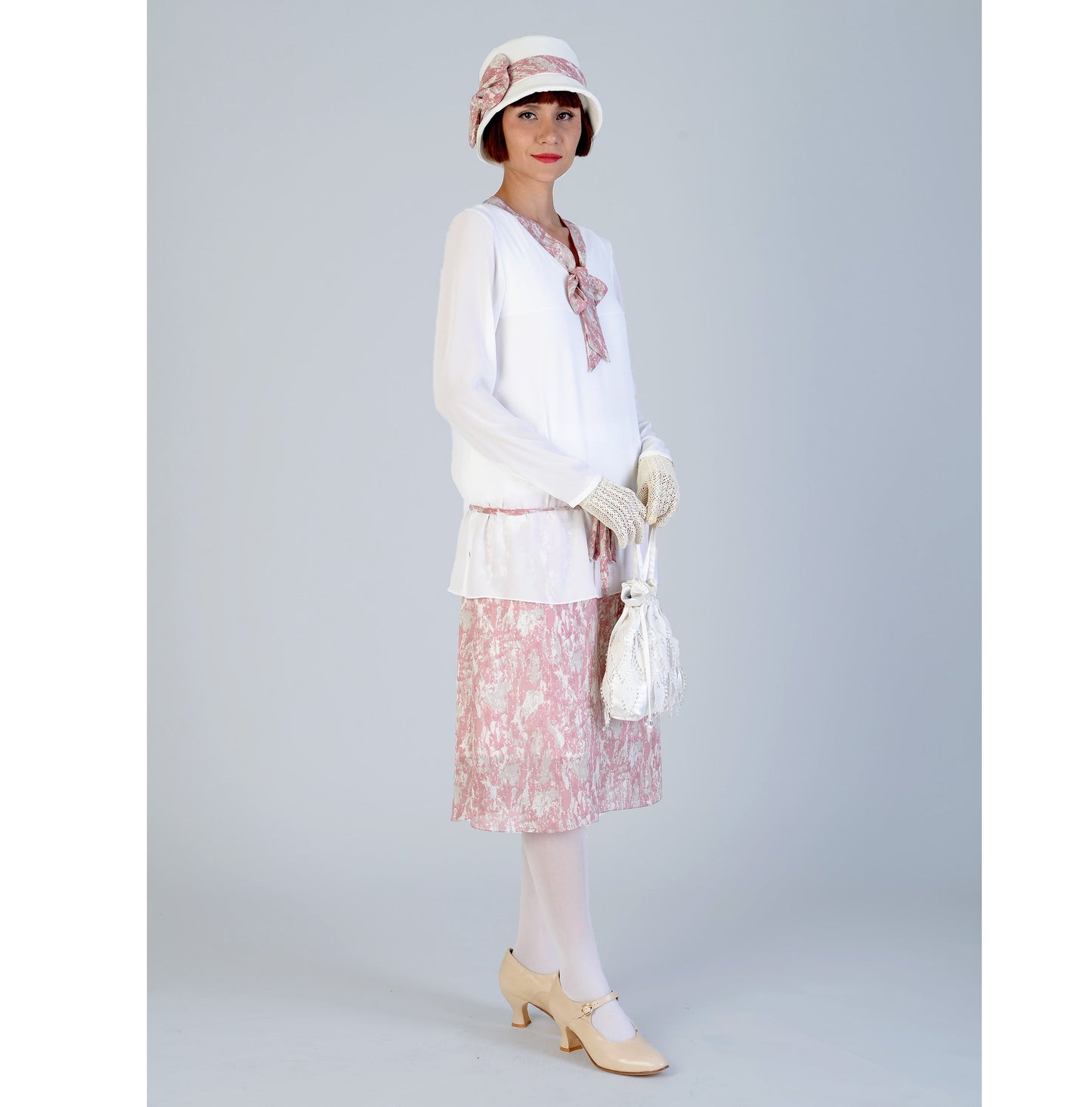 CLEARANCE: 2-piece 1920s reproduction day dress in off white & pink camouflage print