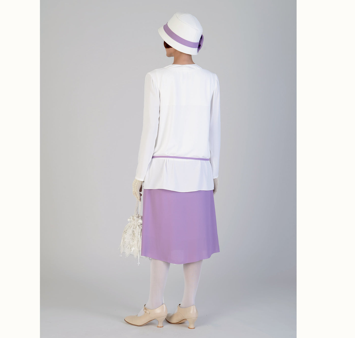 Roaring 20s 2-piece ensemble made of crepe georgette in off-white and lavender. Can be worn as a Great Gatsby day dress or a 1920s high tea dress.