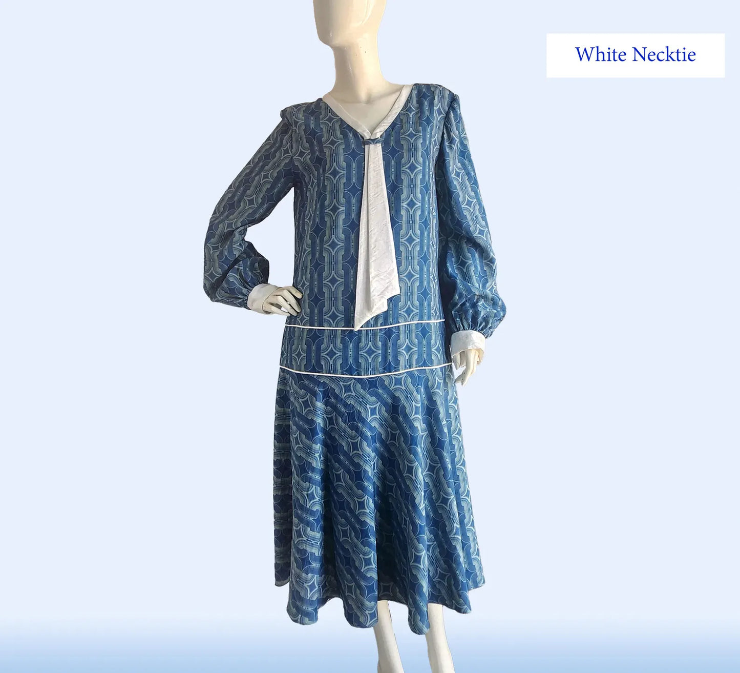 CLEARANCE: 1920s dress in blue rayon blend with flowing drop-waist silhouette
