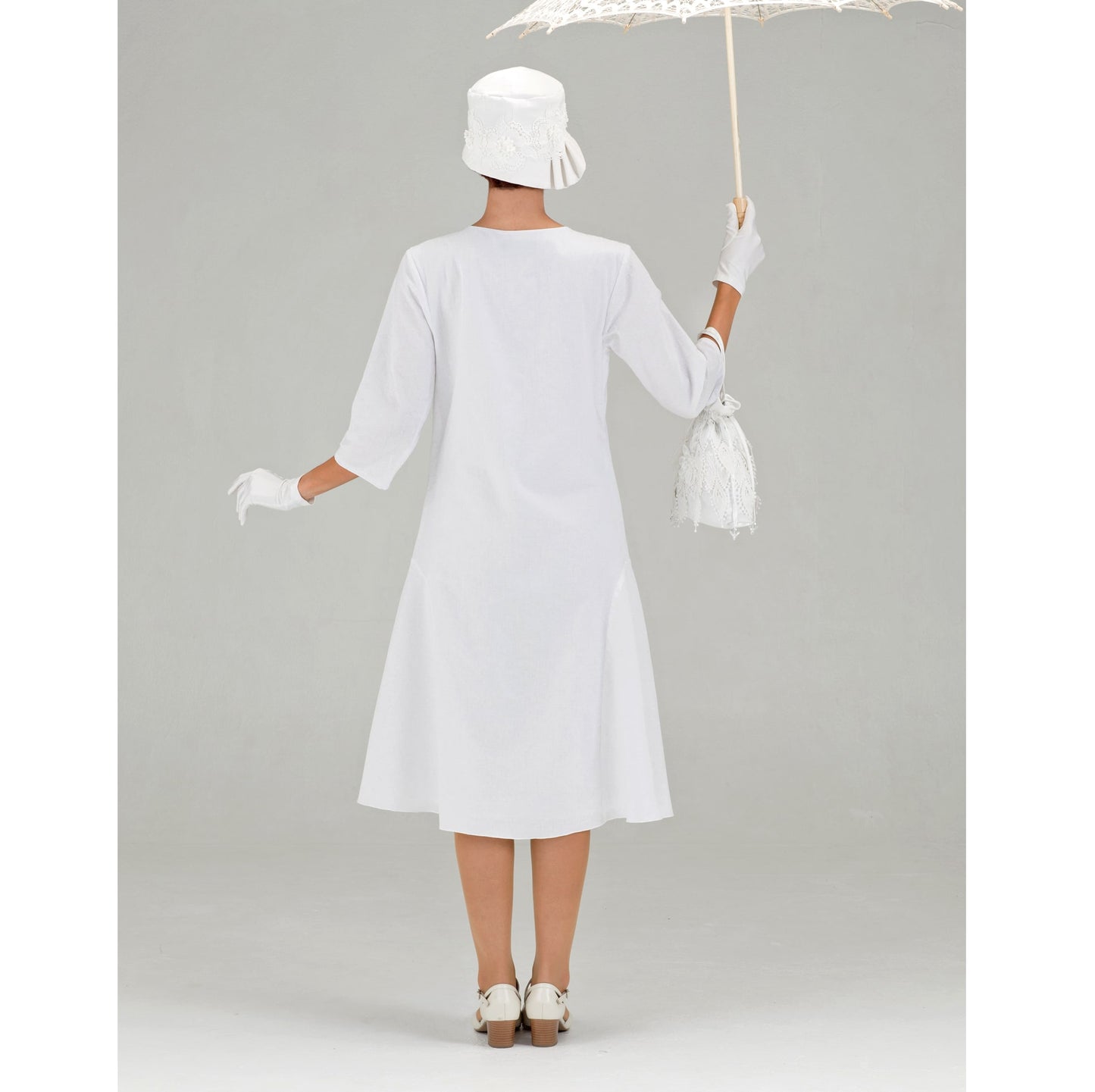 White Gatsby cotton dress with small puritan collar and 3/4 sleeves