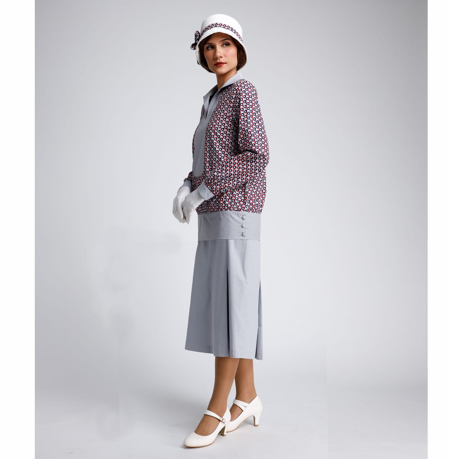 CLEARANCE: 1920s Cotton 2-Piece Gatsby Day Dress in Solid Grey and blue/red/grey print