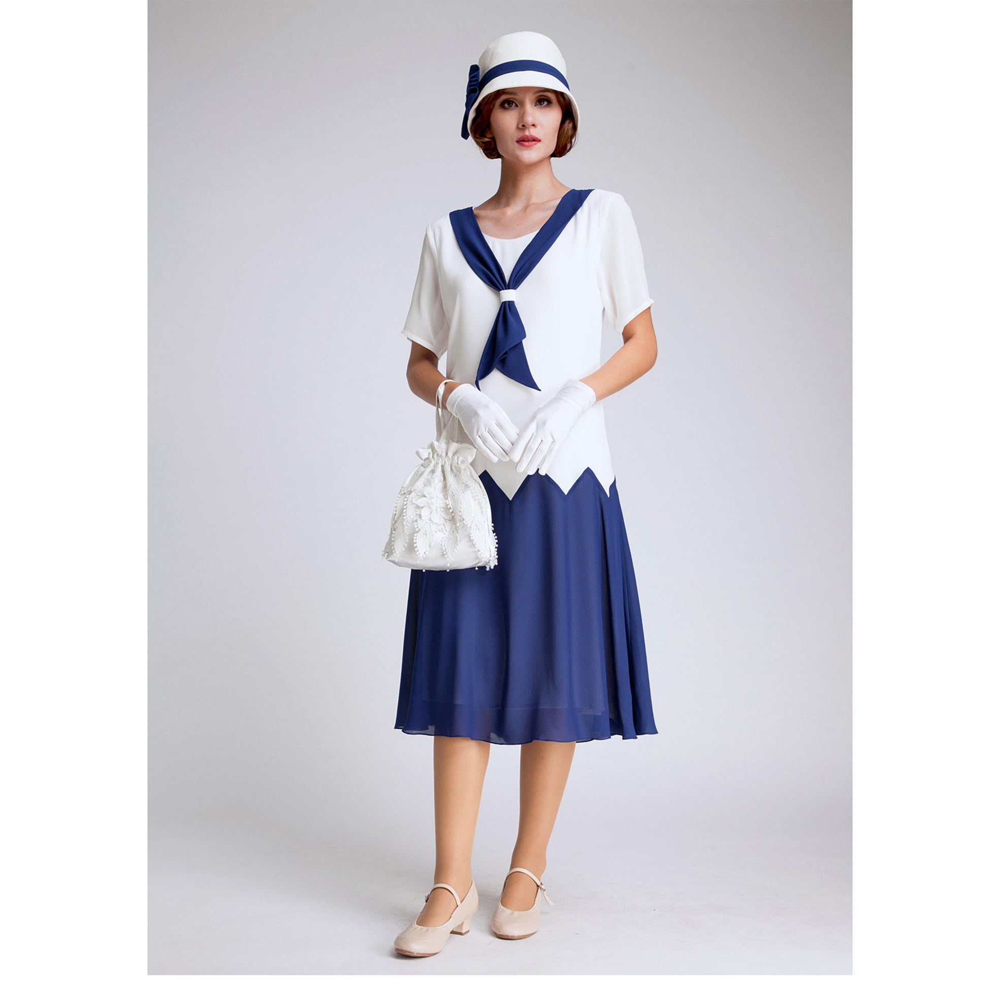 1920s-style dress in off-white & dark blue chiffon with zig zag detail 1920s-style dress in off-white & dark blue chiffon with zig zag detail