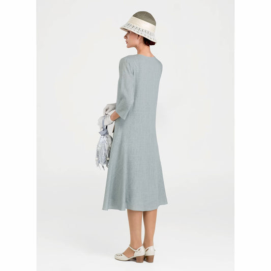 Roaring twenties dress in grey quality linen and with 3/4 sleeves. Can be worn as a Great Gatsby dress, 1920s tea dress or an Art Deco dress.