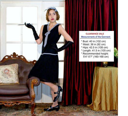 CLEARANCE: A lovely little black flapper dress with a grey bow