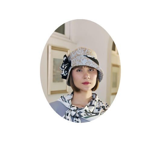 Great Gatsby garden party hat in light blue/brown with art deco ribbon - a 1920s hat