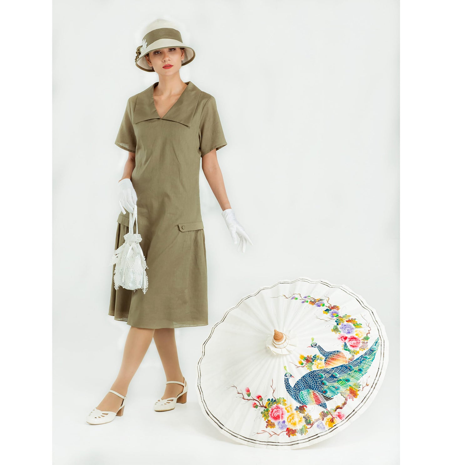 1920s linen dress in olive green with puritan collar