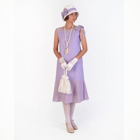 Off-white cotton cloche hat with printed lavender ribbon. The 1920s fashion hat can be worn as Great Gatsby hat, Downton Abbey hat or flapper hat.