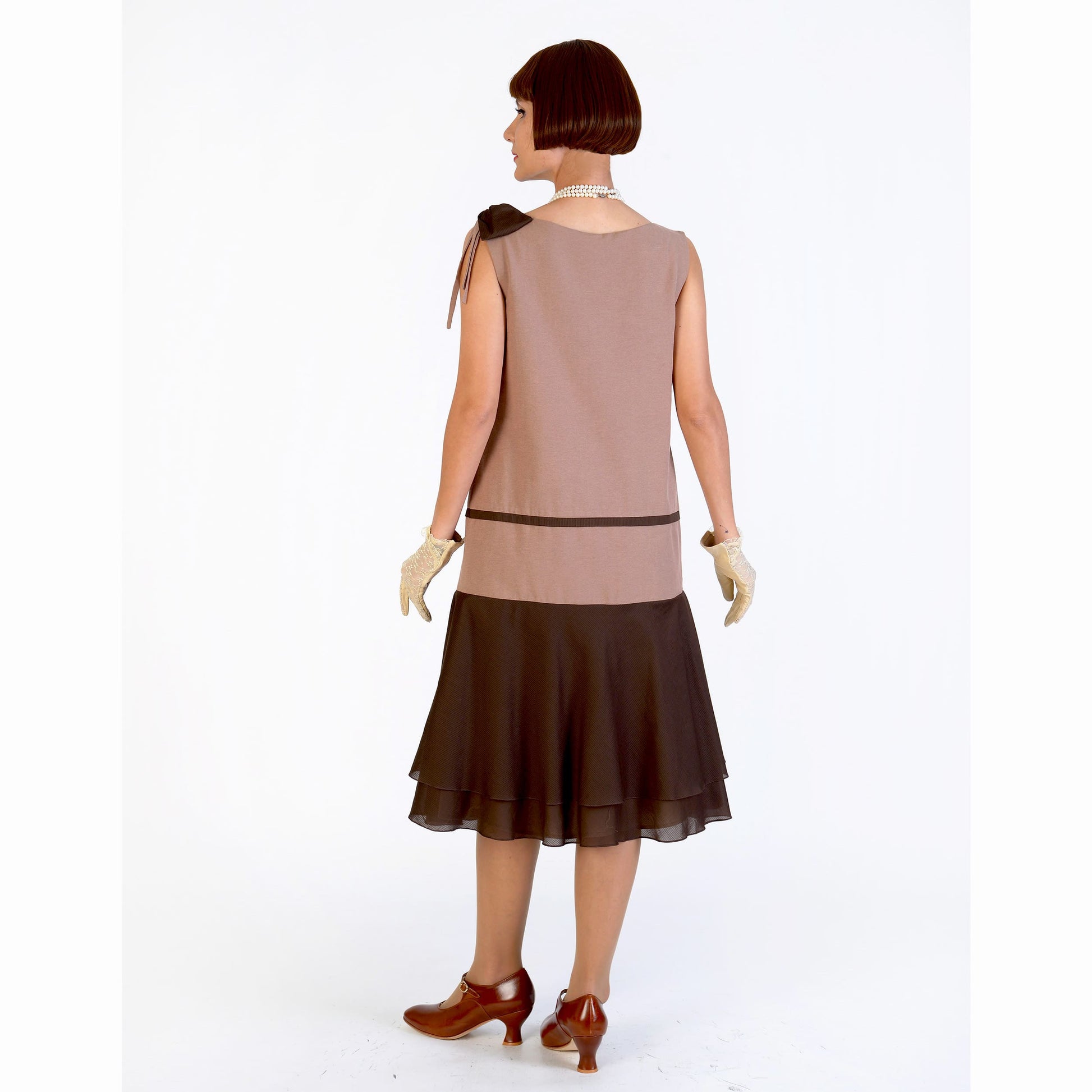 Light brown cotton 1920s dress with dark brown cotton voile. The 1920s fashion dress can be worn as Great Gatsby dress or Lady Mary dress.  