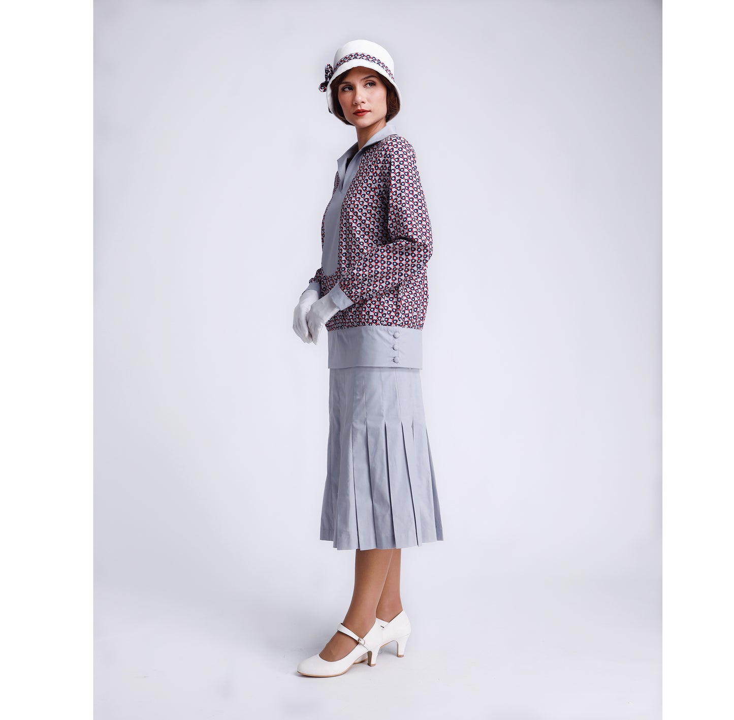 CLEARANCE: 1920s Cotton 2-Piece Gatsby Day Dress in Solid Grey and blue/red/grey print