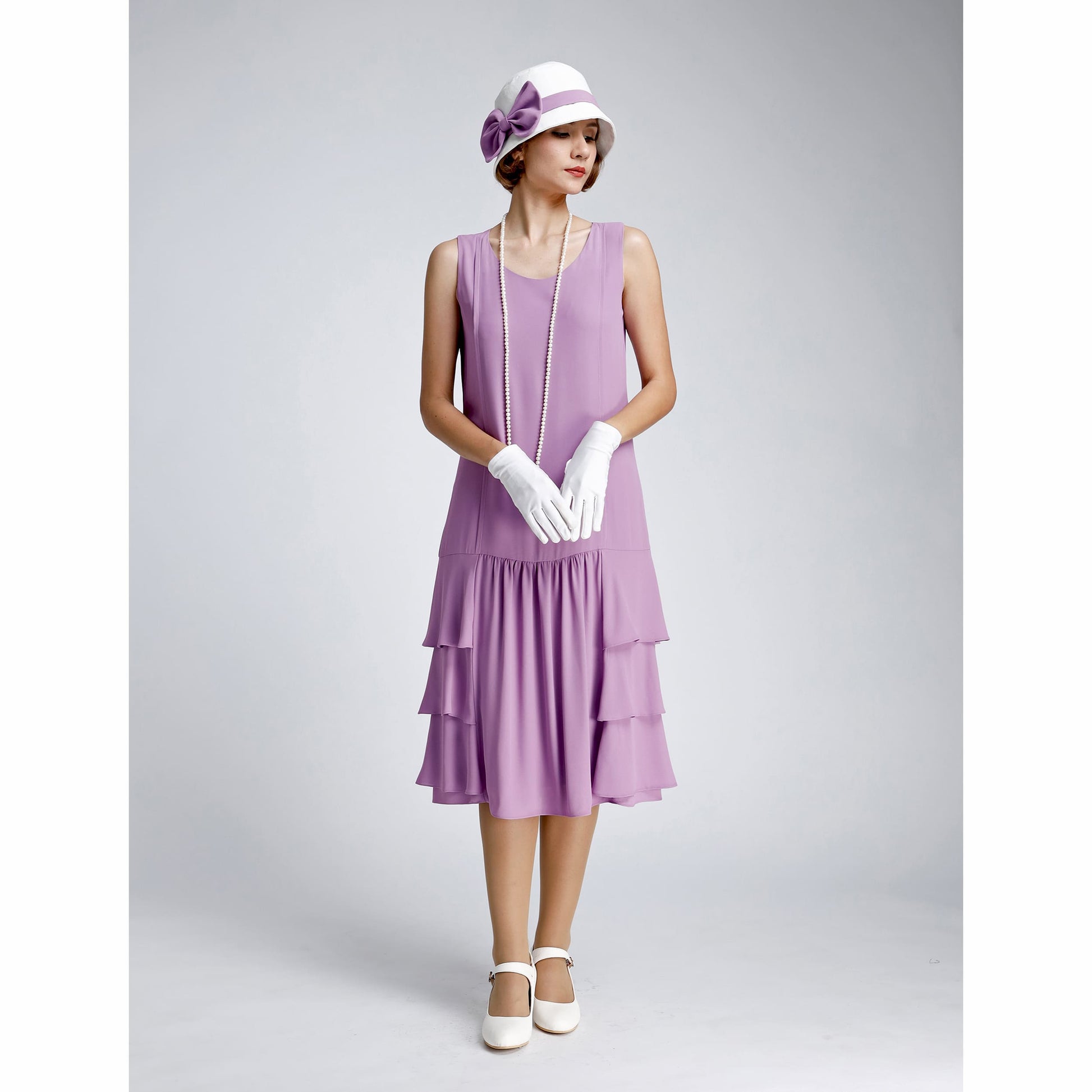 Off-white cotton Great Gatsby hat with lavender ribbon. The roaring 20s Cloche can be worn as a Downton Abbey hat or flapper hat.