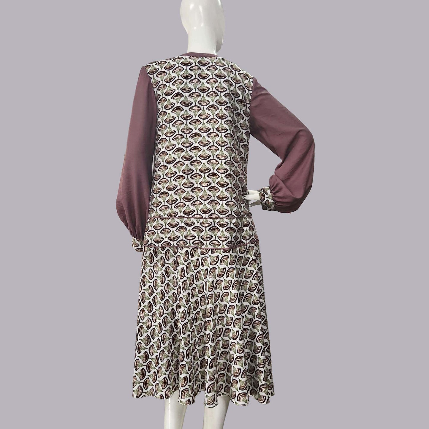 1920s Dress in Brown Deco Fan Print and Dark Taupe Contrast details