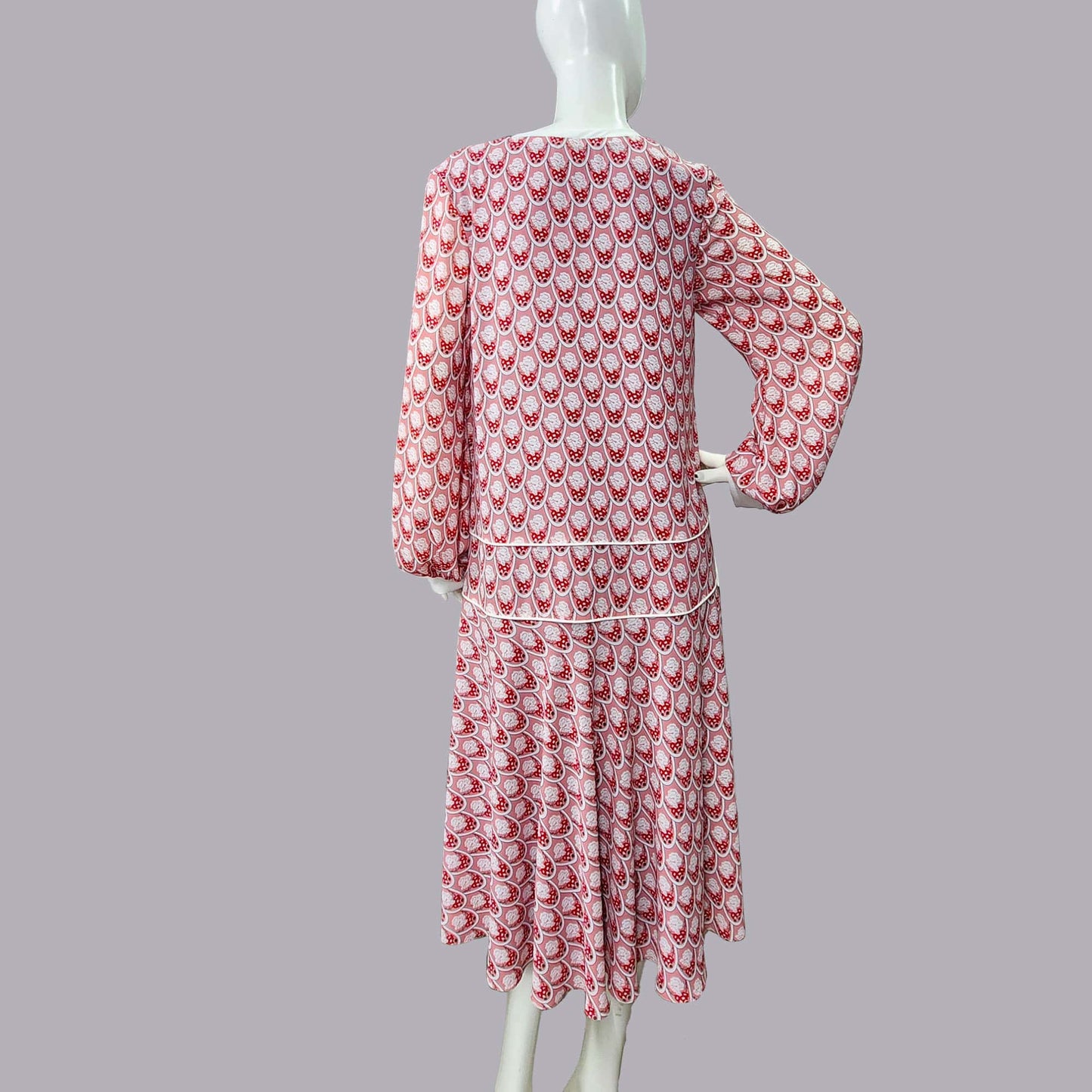 1920s Style Soft Red Art Deco Print Dress with White Tie