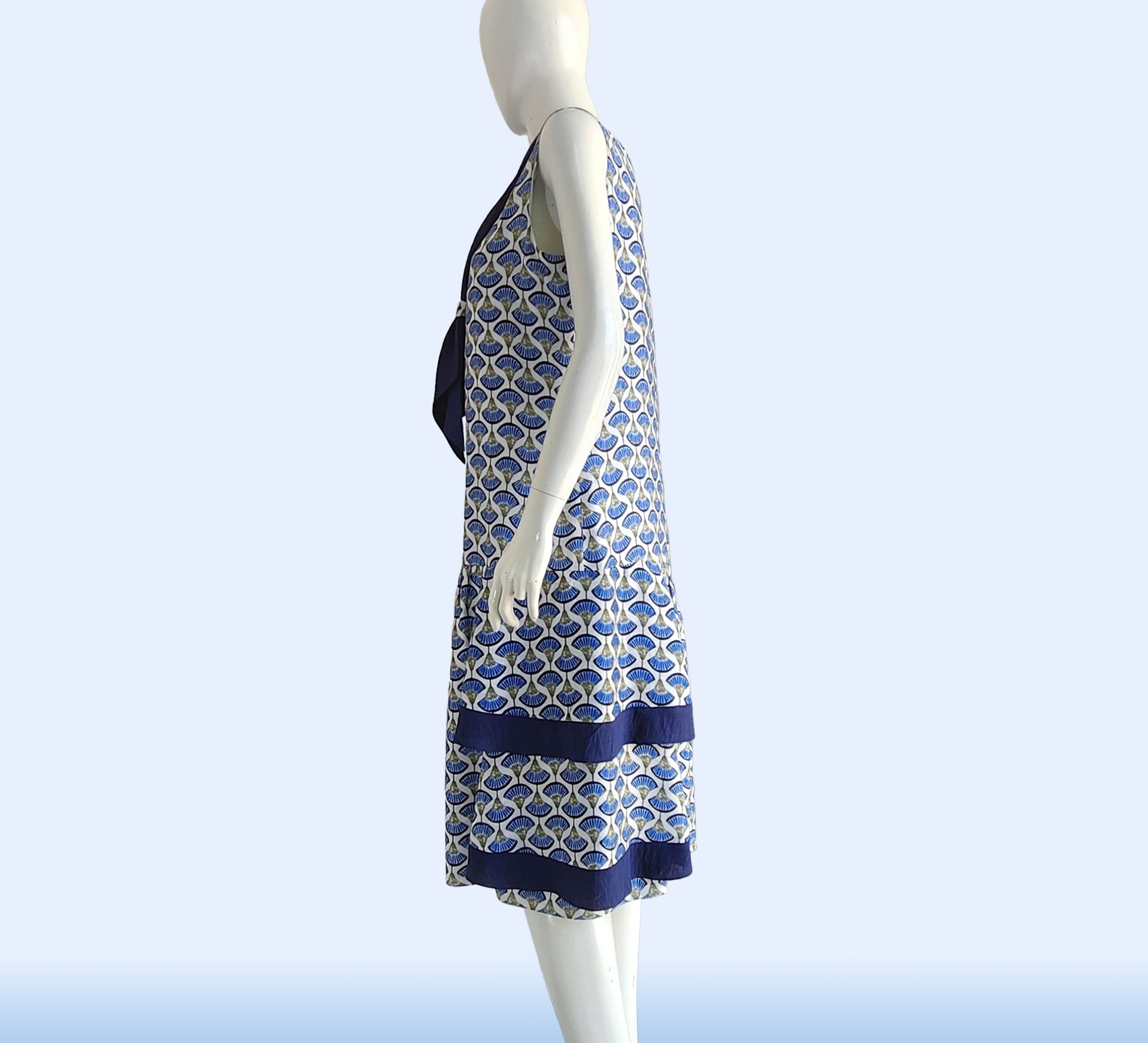 gatsby blue dress 1920s Great Gatsby evening dress in blue satin