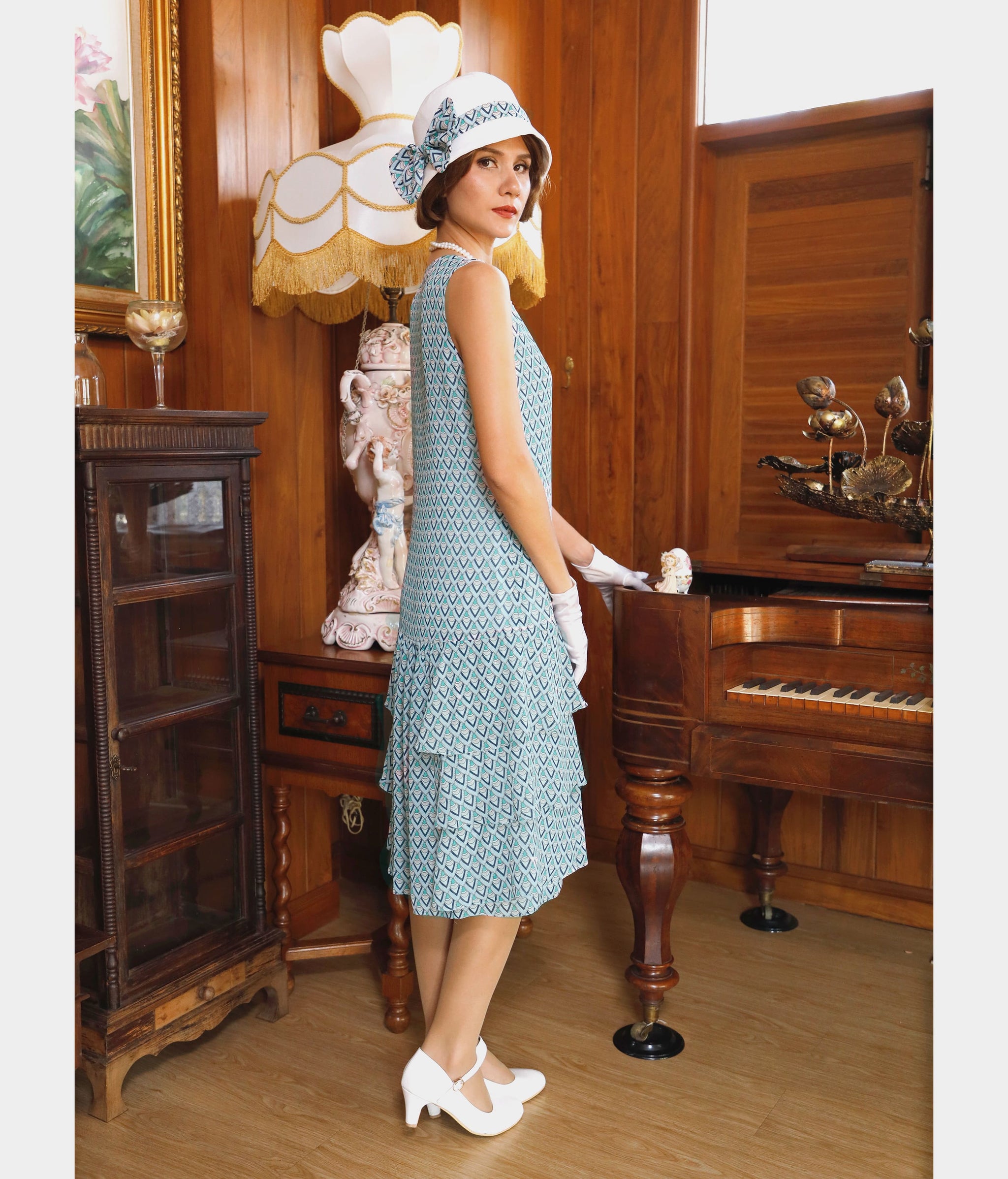 Chiffon 1920s day dress in light blue print with tiered skirt