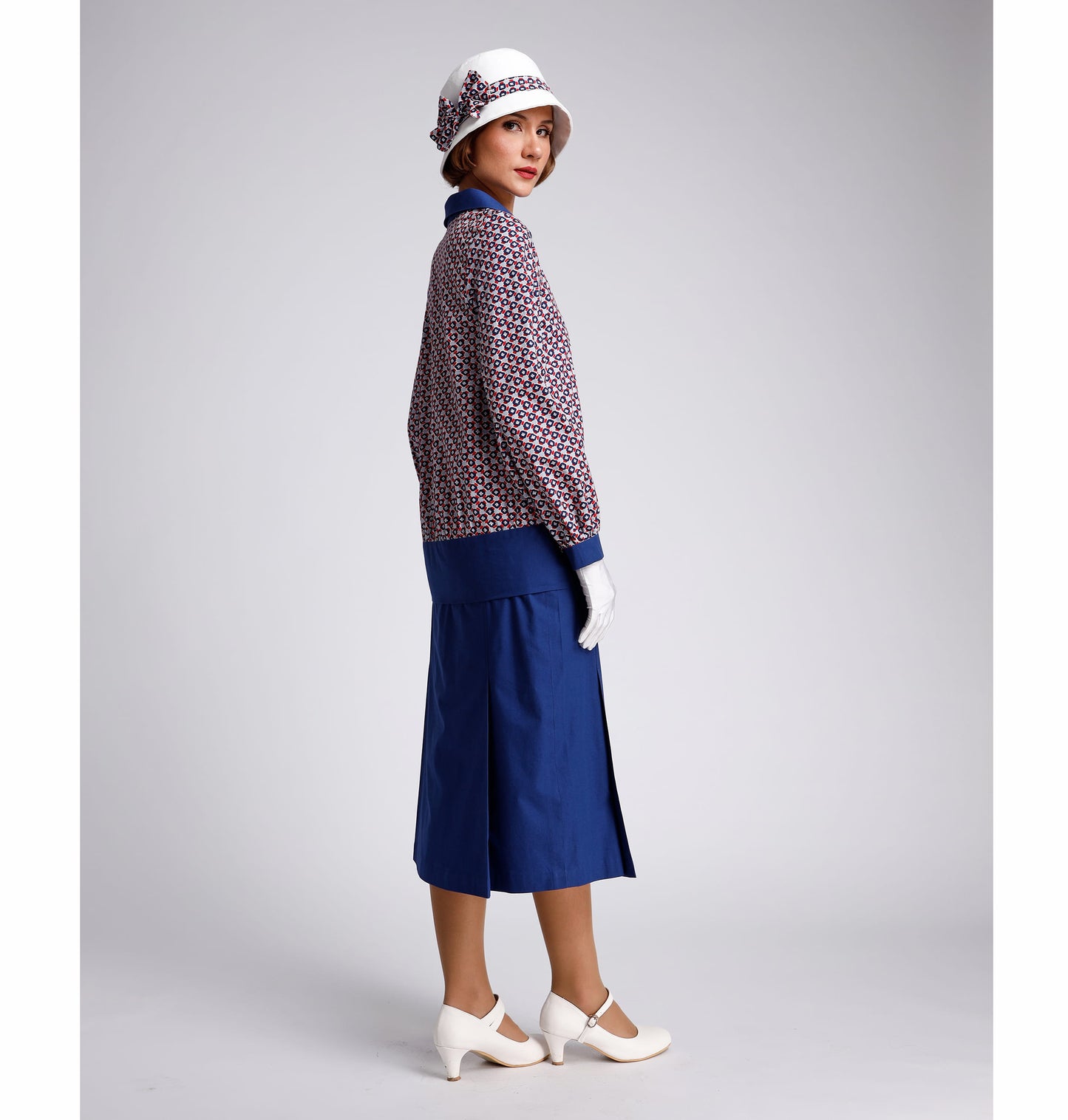 CLEARANCE: 1920s Cotton 2-Piece Gatsby Day Dress in Solid Blue and blue/grey/red print