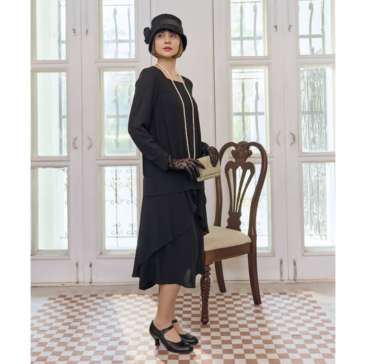 1920s style 2-piece dress made of black chiffon with long sleeves - a Great Gatsby party dress