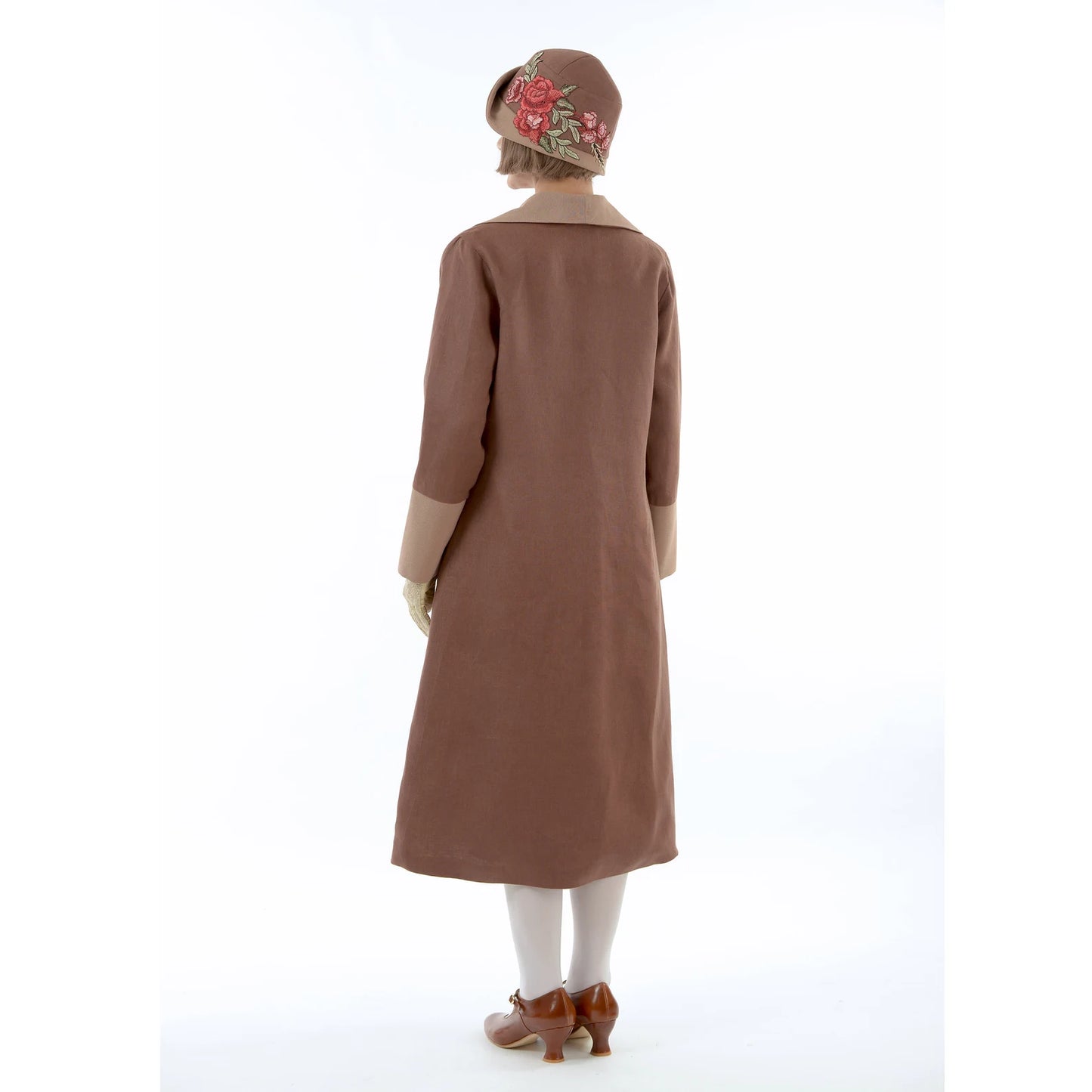 2-toned dark brown linen 1920s coat with wing collar